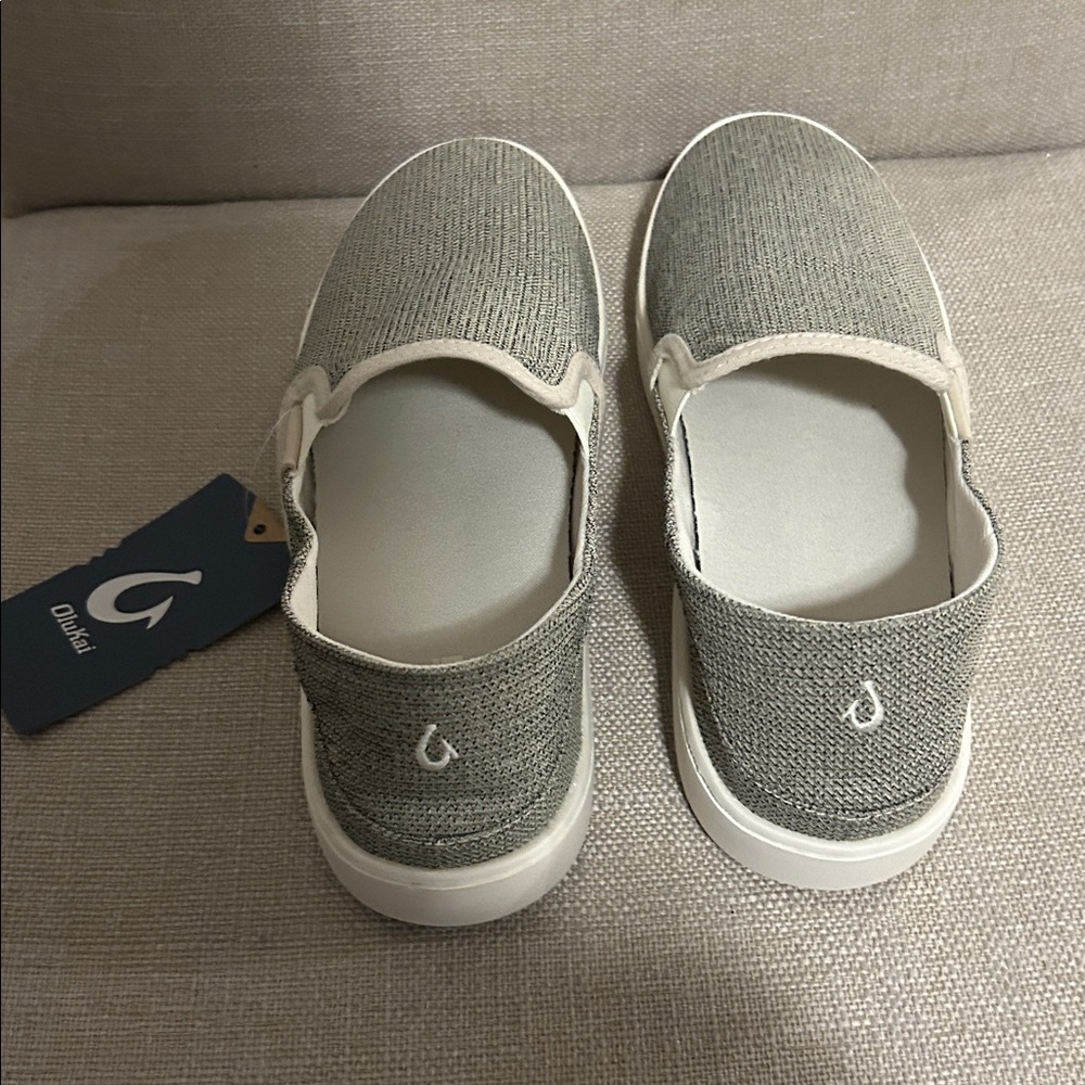 OluKai Women’s Slip on - Picture 4 of 5